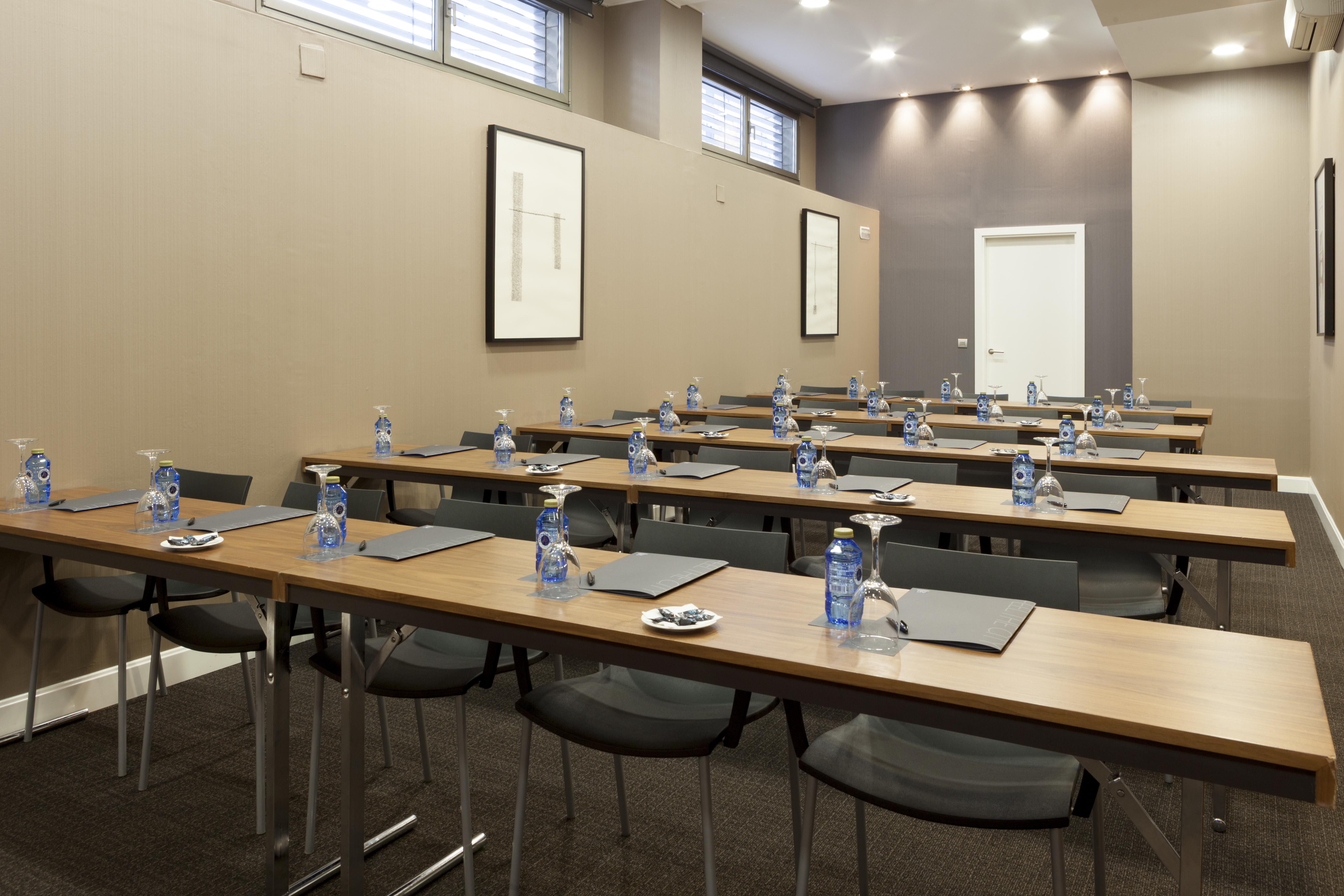 Porcel Torneo Hotell Sevilla Exteriör bild