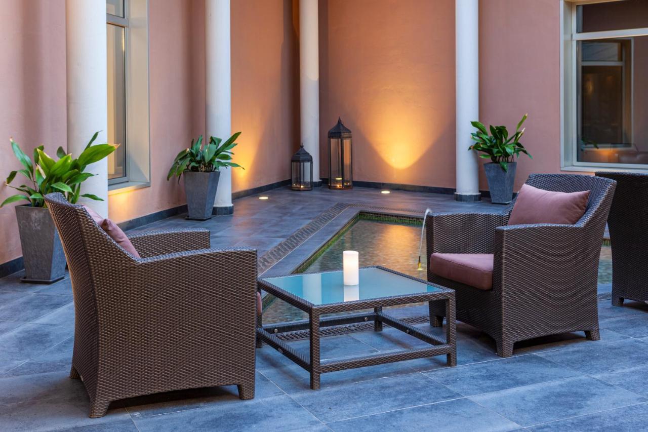 Porcel Torneo Hotell Sevilla Exteriör bild